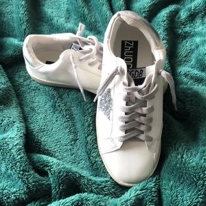 Goodnight Macaroon GGDB sneakers